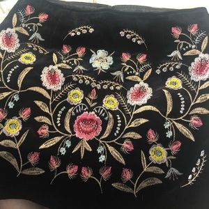 Elli White Velvet Floral Embroidered A-Line Skirt